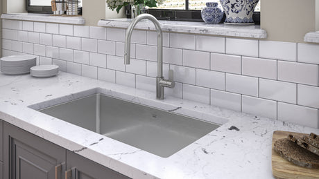 Brookmore 32.5-in LR x 18.2-in FB x 9-in DP Undermount Single Bowl Stainless Steel Sink