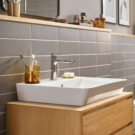 SingleHole Faucet 110 PopUp Drain 1.2GPM